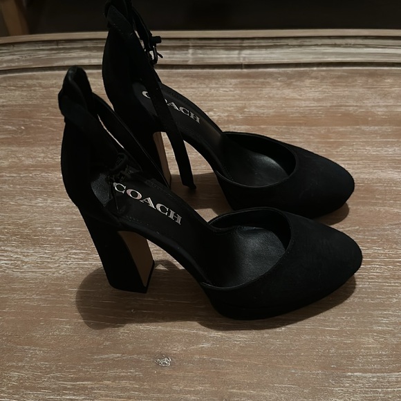 coach heels - Picture 2 of 4